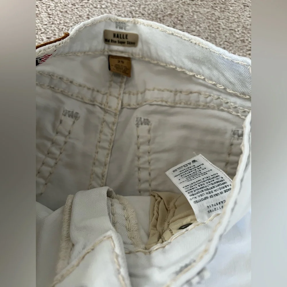 True Religion Halle Low Rise Super Skinny Jeans – Light Gray | Size 25 - Picture 12 of 13